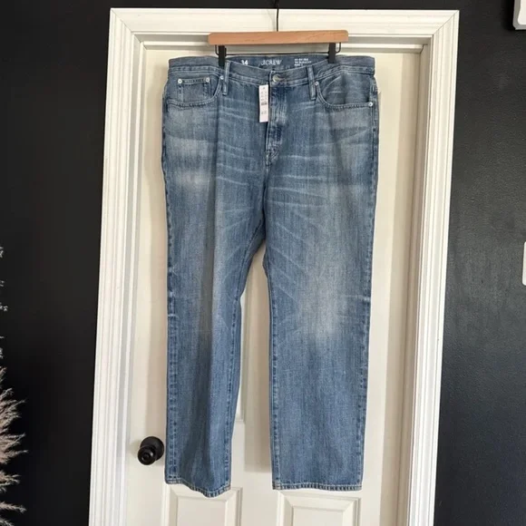 NWT J. Crew Mid-rise slouchy jean in 1984 rigid 
size 34 - Picture 7 of 12